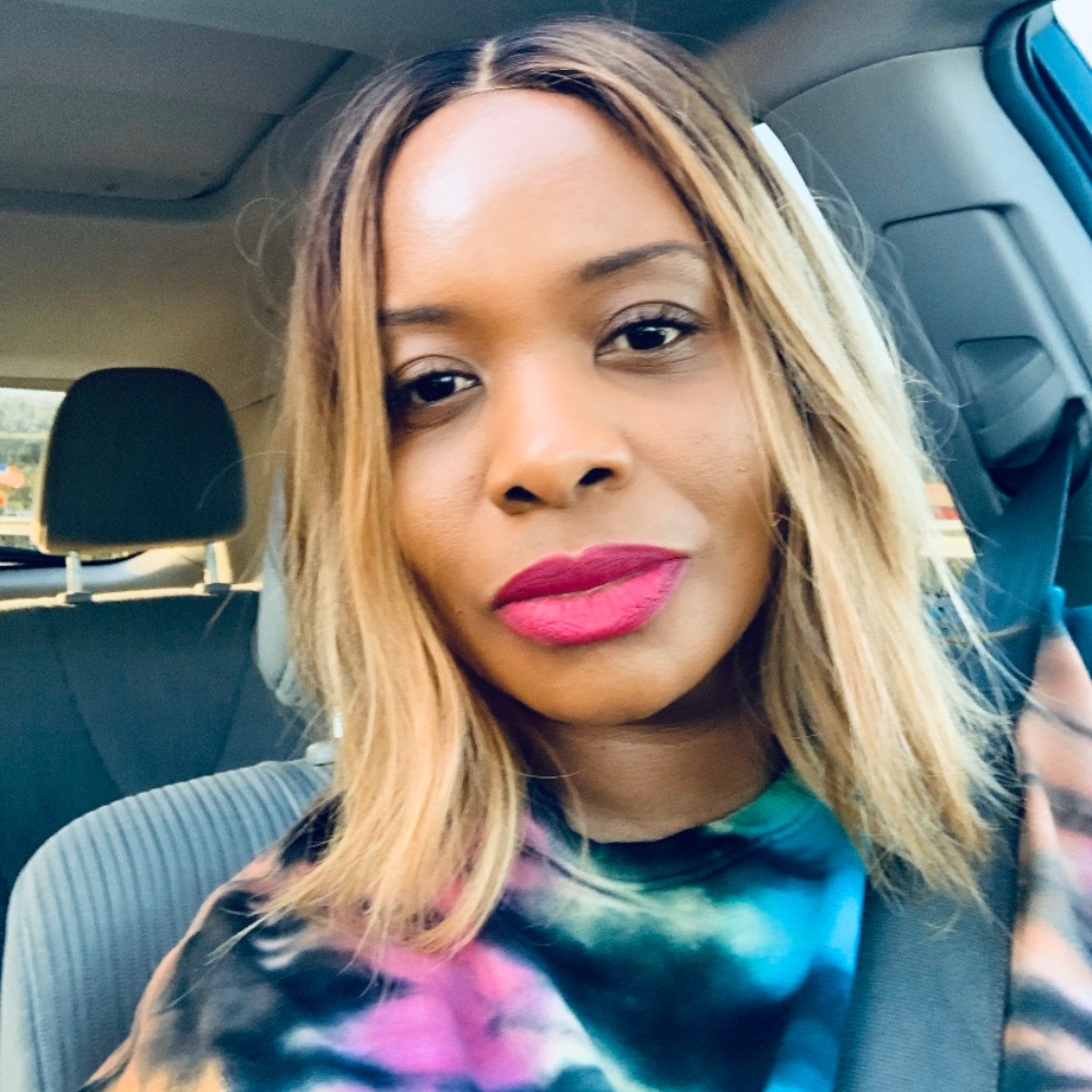 Meet your Posher, Senetha